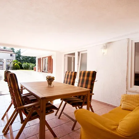 Olea Apartment