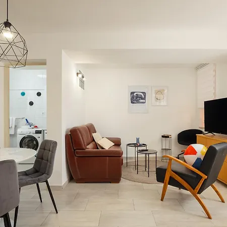 Olea Apartment *